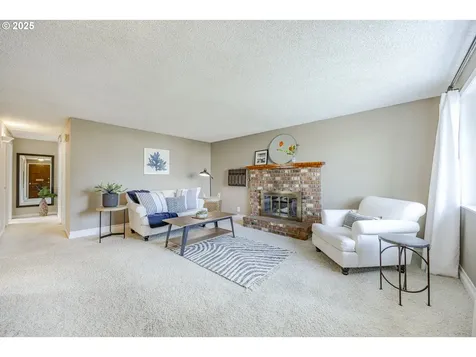 548 16th Street Springfield OR 97477