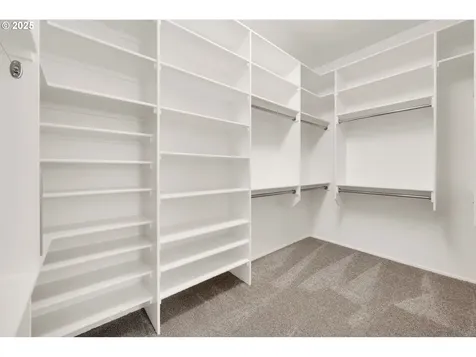 1939 Lakeview Drive Eugene OR 97408