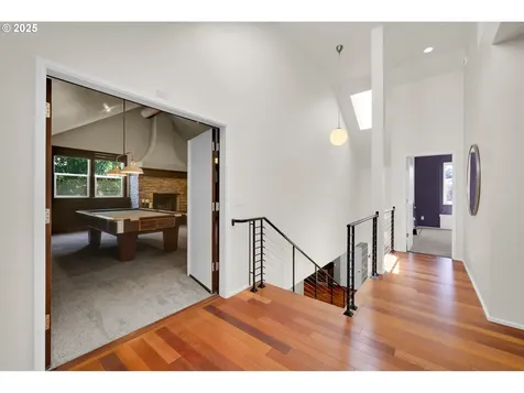 1939 Lakeview Drive Eugene OR 97408