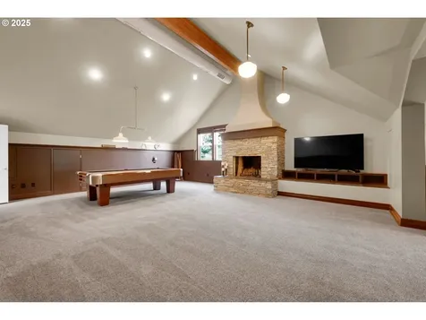 1939 Lakeview Drive Eugene OR 97408