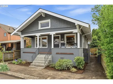 3716 SE Grant Court Portland OR 97214