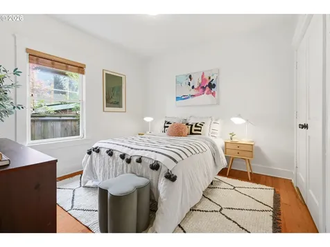 3716 SE Grant Court Portland OR 97214