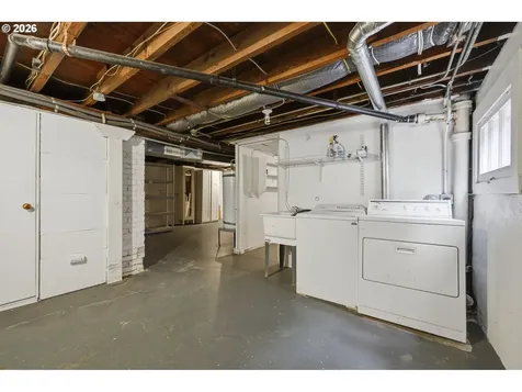 3716 SE Grant Court Portland OR 97214