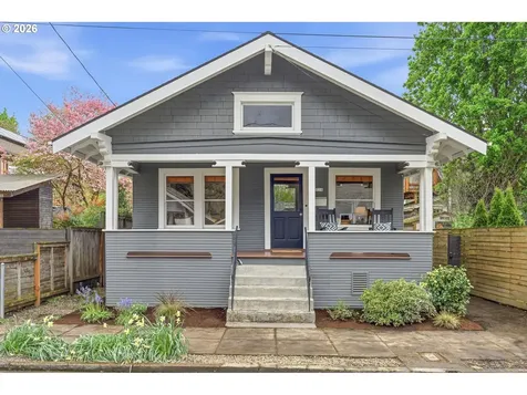 3716 SE Grant Court Portland OR 97214