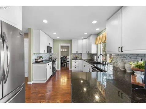 13755 SW Liden Drive Portland OR 97223