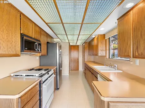 6002 E Evergreen Boulevard Vancouver WA 98661
