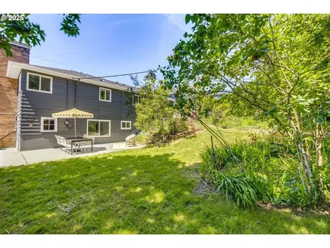 6220 SW 45th Avenue Portland OR 97221