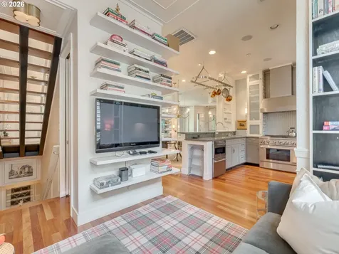 2018 NW 16th Avenue Portland OR 97209