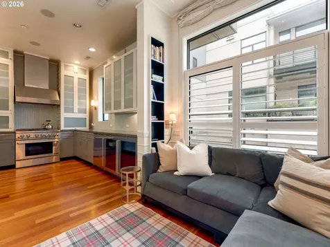 2018 NW 16th Avenue Portland OR 97209