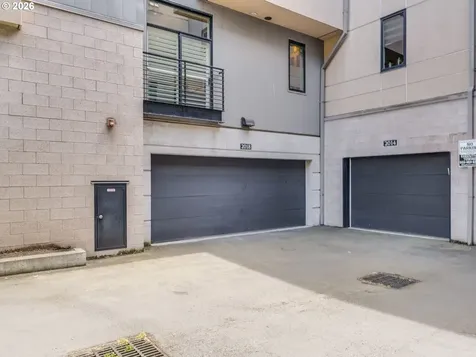 2018 NW 16th Avenue Portland OR 97209