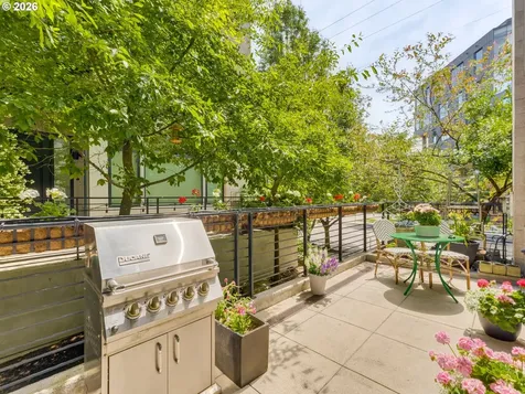 2018 NW 16th Avenue Portland OR 97209