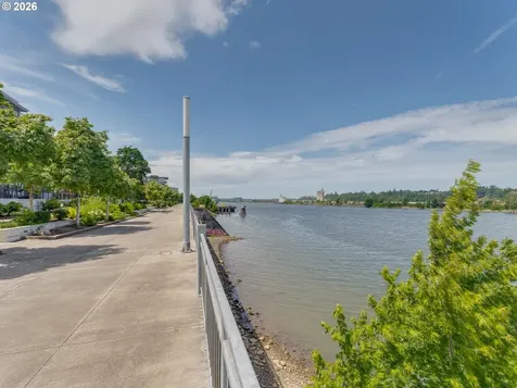 2018 NW 16th Avenue Portland OR 97209