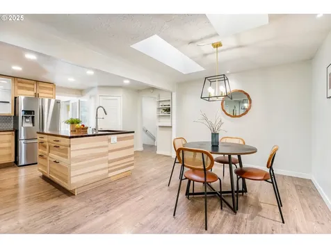 10975 SW Park Street Portland OR 97223