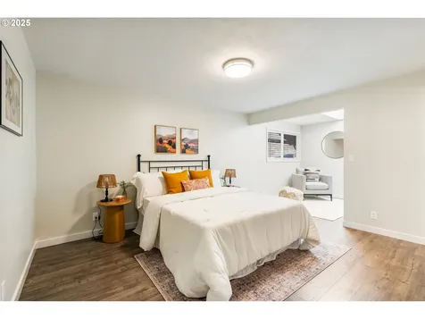 10975 SW Park Street Portland OR 97223