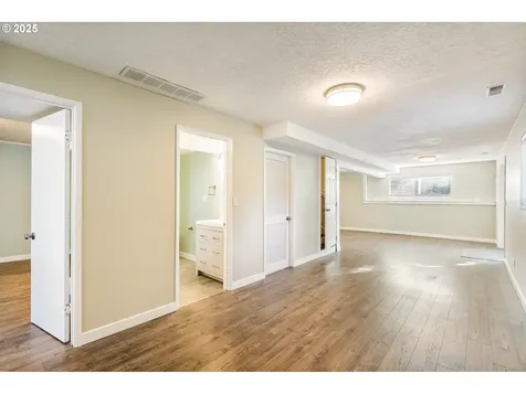 10975 SW Park Street Portland OR 97223