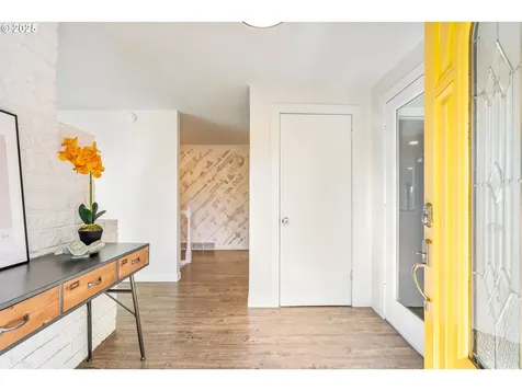 10975 SW Park Street Portland OR 97223
