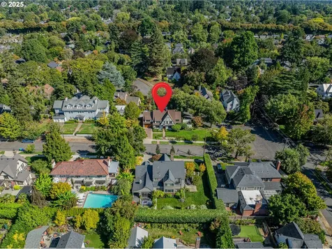 6820 SE 29th Avenue Portland OR 97202