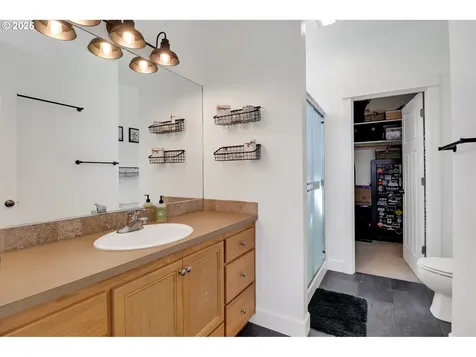 180 SW Quince Street Junction City OR 97448