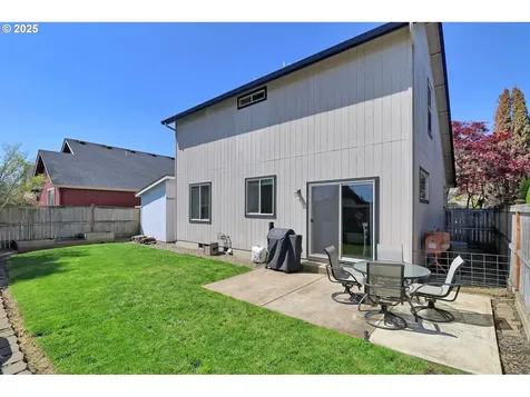 180 SW Quince Street Junction City OR 97448