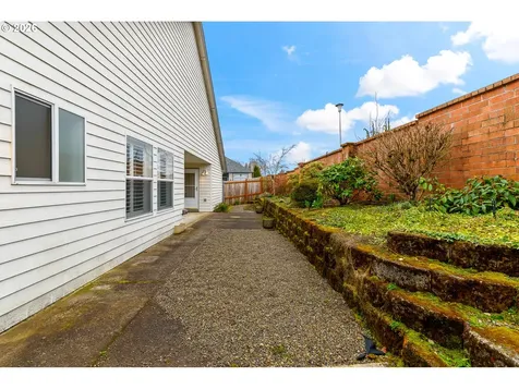 15802 SE 27th Circle Vancouver WA 98683