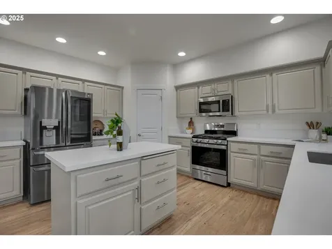 23790 SW Pinehurst Drive Sherwood OR 97140
