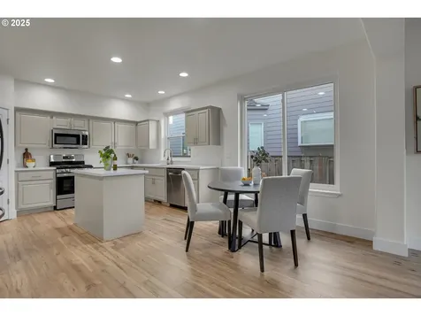 23790 SW Pinehurst Drive Sherwood OR 97140