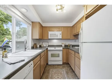 5403 SW Vacuna Street Portland OR 97219