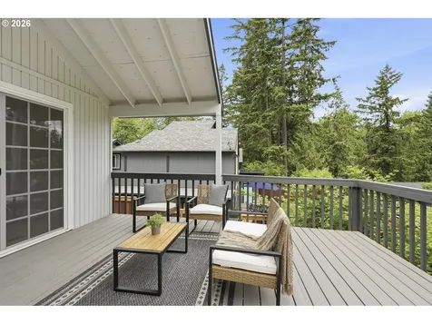 5403 SW Vacuna Street Portland OR 97219