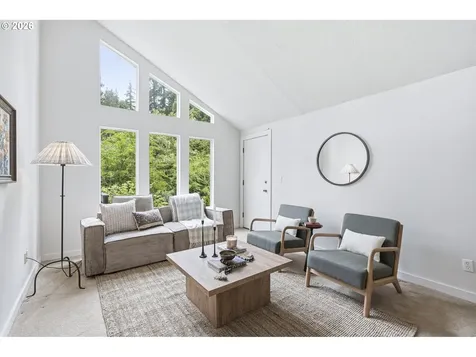 5403 SW Vacuna Street Portland OR 97219