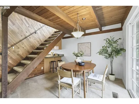 5403 SW Vacuna Street Portland OR 97219