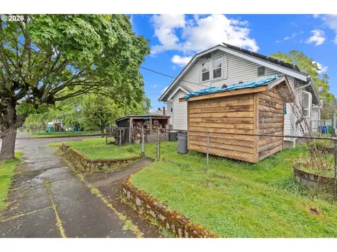 32 N Bryant Street Portland OR 97217