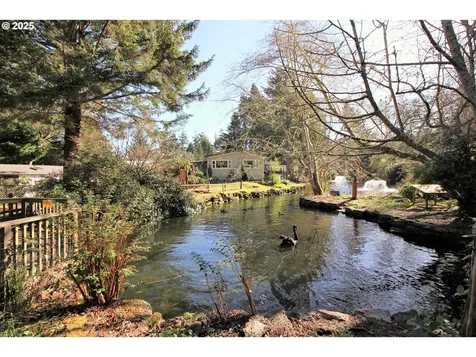 540 Shorepines Place Coos Bay OR 97420