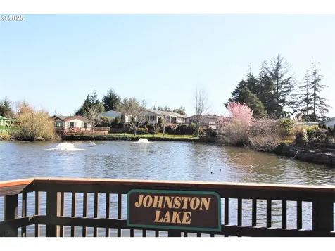 540 Shorepines Place Coos Bay OR 97420
