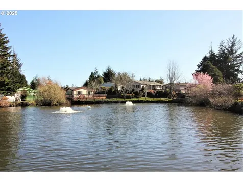 540 Shorepines Place Coos Bay OR 97420