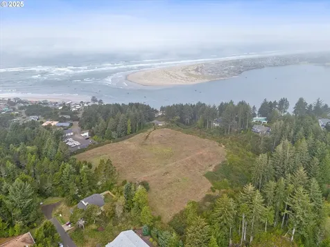 1200 Blk Norwood Drive Tl012 Waldport OR 97394