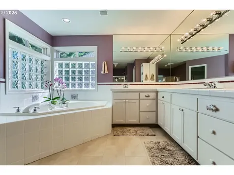 8650 SW Turquoise Loop Beaverton OR 97007