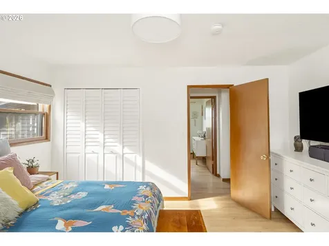 11710 NE Fargo Court Portland OR 97220