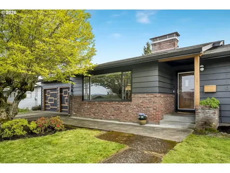 11710 NE Fargo Court Portland OR 97220