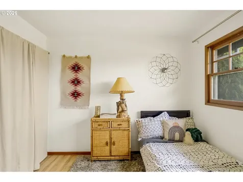 11710 NE Fargo Court Portland OR 97220