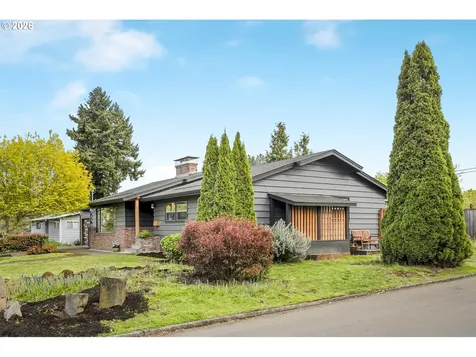 11710 NE Fargo Court Portland OR 97220