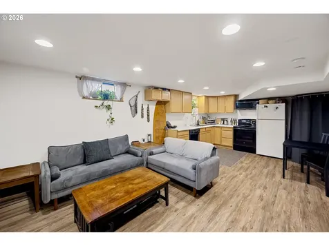 11710 NE Fargo Court Portland OR 97220