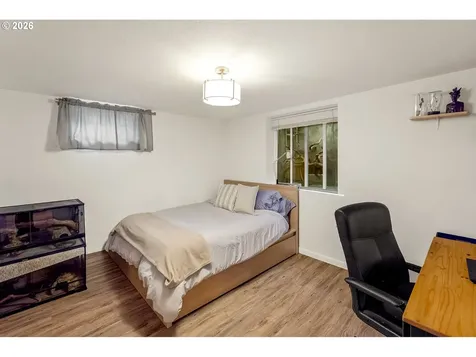 11710 NE Fargo Court Portland OR 97220
