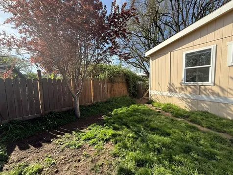 23200 NE Sandy Boulevard Wood Village OR 97060