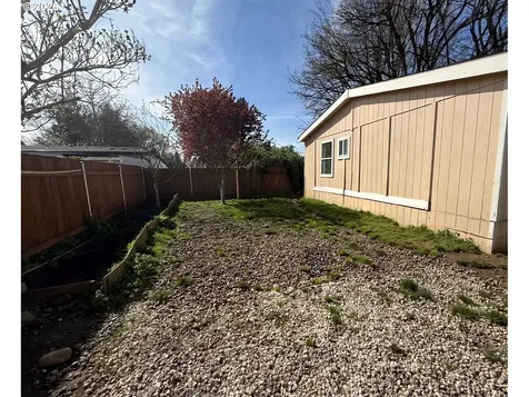 23200 NE Sandy Boulevard Wood Village OR 97060