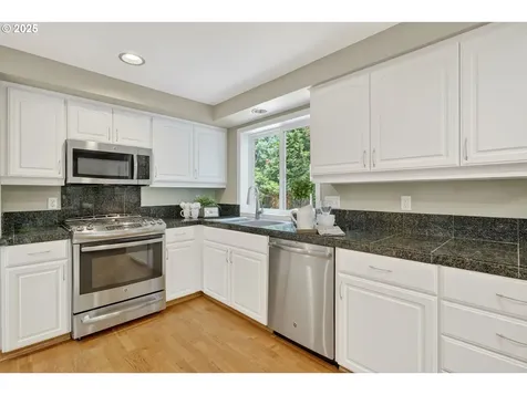 2003 SE Briarwood Drive Vancouver WA 98683