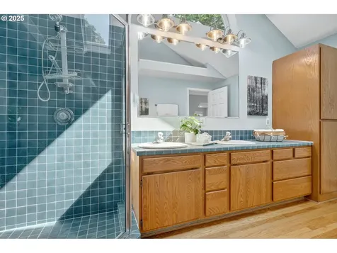 2003 SE Briarwood Drive Vancouver WA 98683