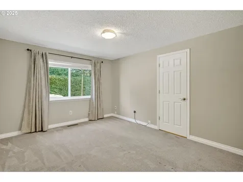 2003 SE Briarwood Drive Vancouver WA 98683