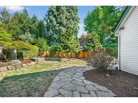 2003 SE Briarwood Drive Vancouver WA 98683