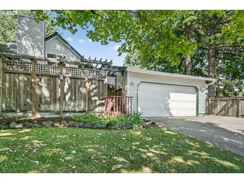 2003 SE Briarwood Drive Vancouver WA 98683