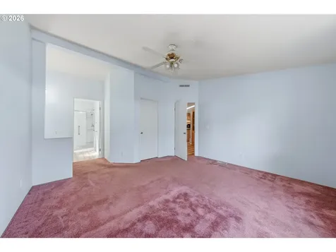 180 Twin Oaks Loop Winston OR 97496